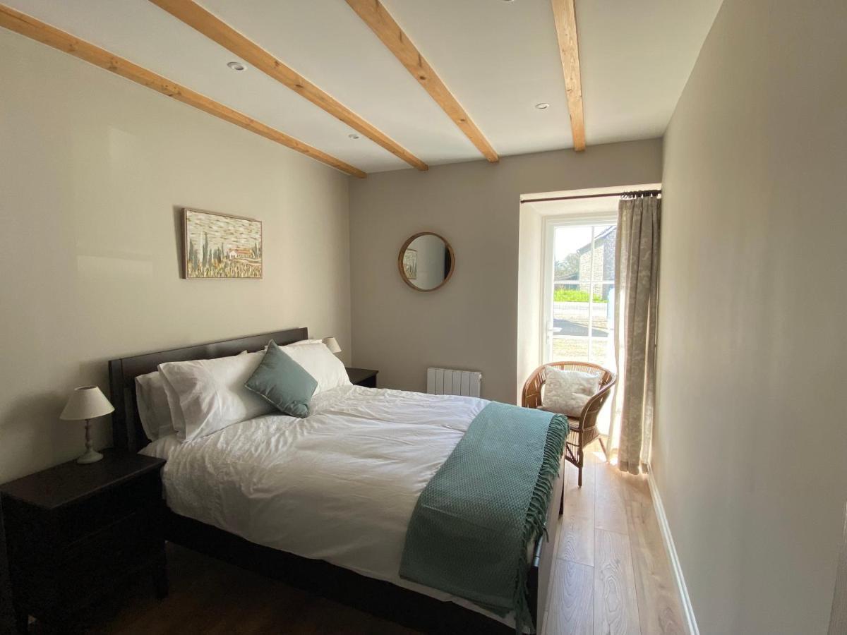 Clara, Clement & Nelle - Character Cottages Jugon-les-Lacs Екстериор снимка